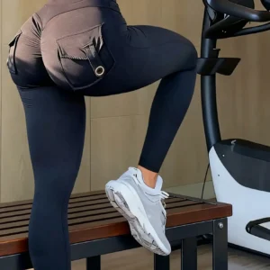 High-Waisted Cargo Leggings
